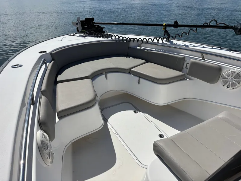 Slide: The Image of Cape Horn 27 XS 2021 - 14