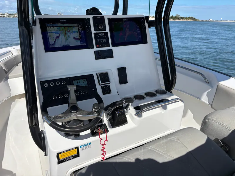 Slide: The Image of Cape Horn 27 XS 2021 - 30