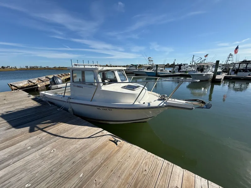 Slide: The Image of Defiance Admiral 220 EX 2024 - 3