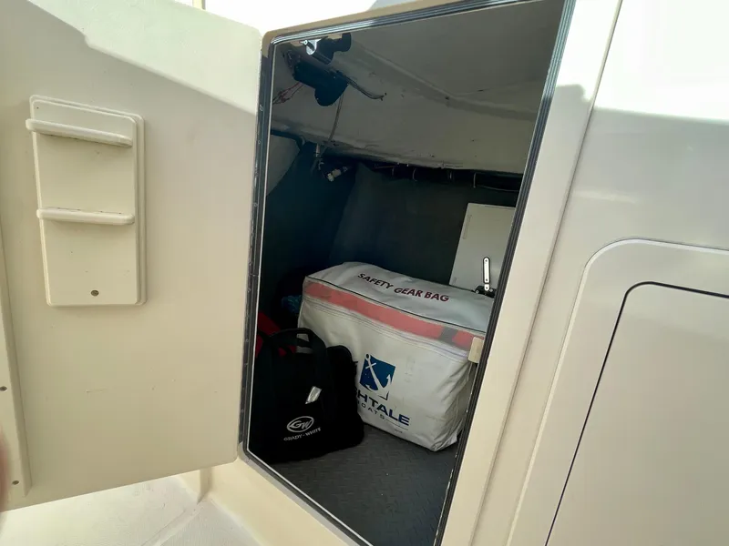 Slide: The Image of Grady-White Freedom 307 2017 - 52