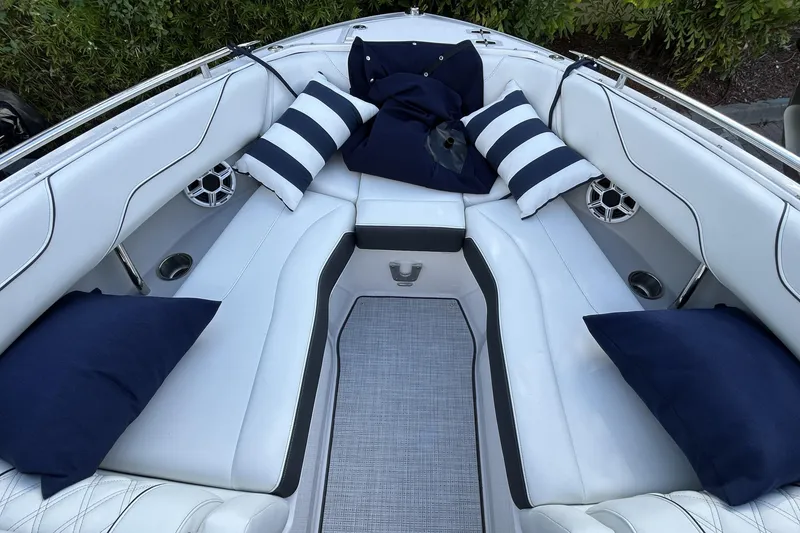 Slide: The Image of 2026 Regal 26 LX6 - Cockpit - 3