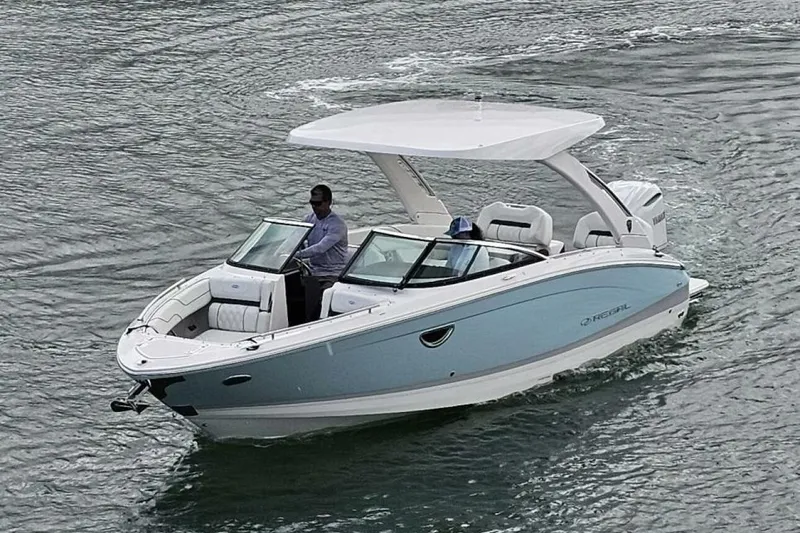 Slide: The Image of 2026 Regal 26 LX6 - Profile Starboard - 33