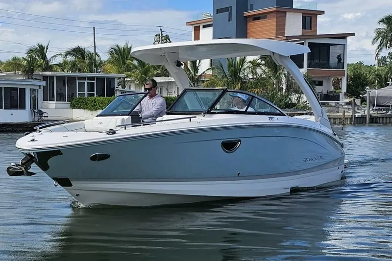 Slide: The Image of 2026 Regal 26 LX6 - Profile Port 3/4 Bow - 34