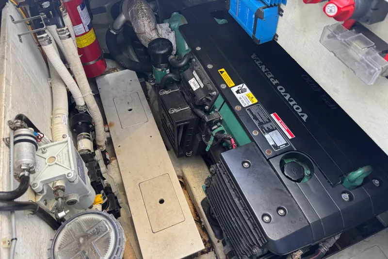 Slide: The Image of Engine room of 2017 Galeon 445 HTS with Volvo Penta engine and safety equipment. - 76