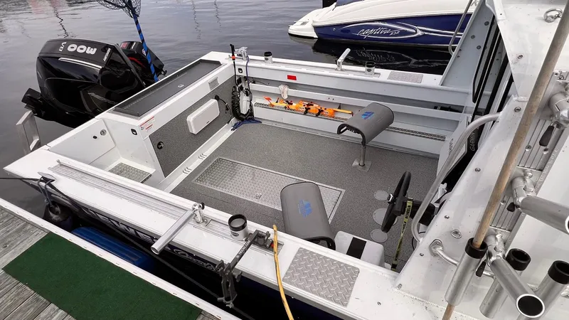 Slide: The Image of Hewescraft 240 Ocean Pro 2024 - 13