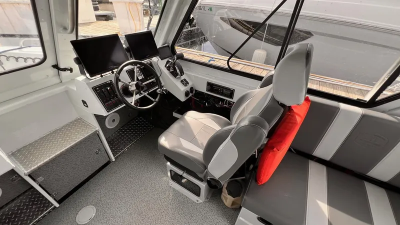 Slide: The Image of Hewescraft 240 Ocean Pro 2024 - 24