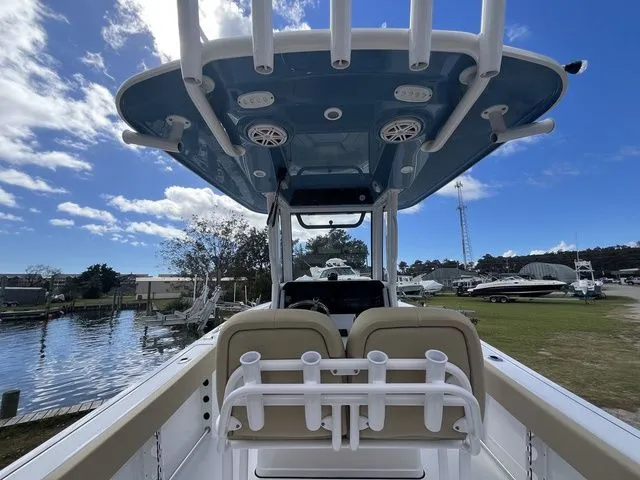 Slide: The Image of Sportsman Heritage 231 Center Console 2026 - 12