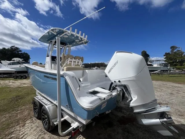 Slide: The Image of Sportsman Heritage 231 Center Console 2026 - 4