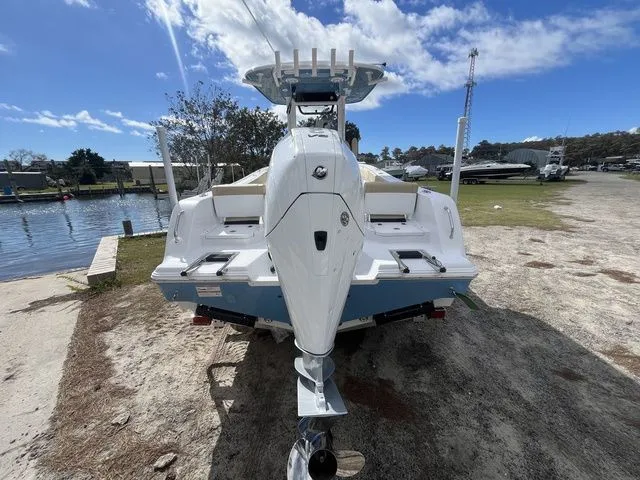 Slide: The Image of Sportsman Heritage 231 Center Console 2026 - 5