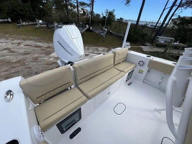 Slide: The Image of Sportsman Heritage 231 Center Console 2026 - 11