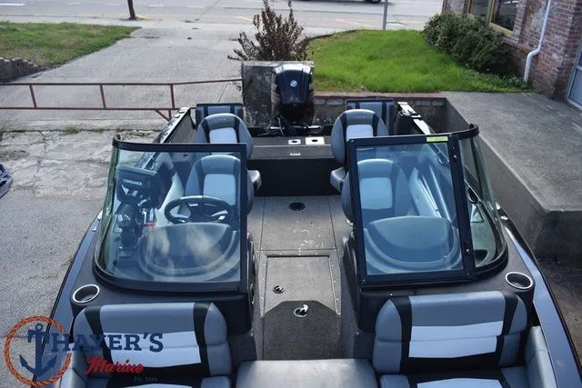 Slide: The Image of Lowe Fish & Ski FS 1710 2015 - 15