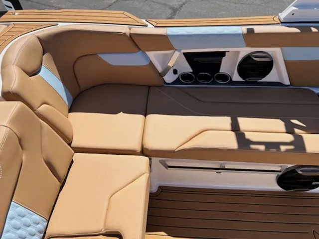 Slide: The Image of MasterCraft XT24 2026 - 14