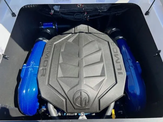 Slide: The Image of MasterCraft XT24 2026 - 19