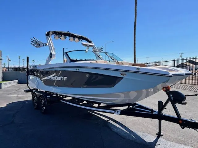 Slide: The Image of MasterCraft XT24 2026 - 4