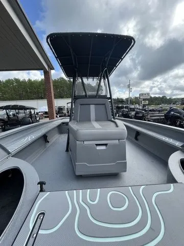 Slide: The Image of Xpress X23B Lounge 2025 - 27