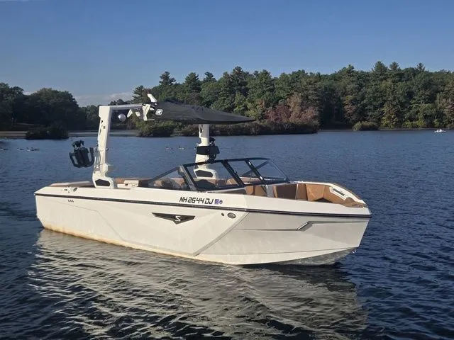 Slide: The Image of Nautique Super Air Nautique S23 2023 - 5