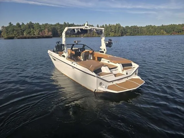 Slide: The Image of Nautique Super Air Nautique S23 2023 - 7