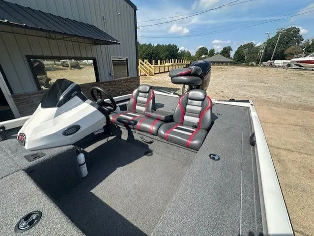 Slide: The Image of Ranger RT 188c 2023 - 10