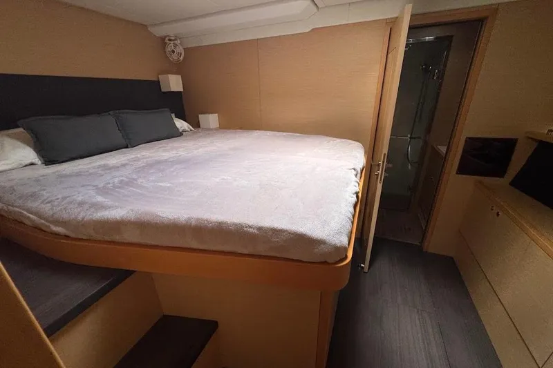 Slide: The Image of Luxurious bedroom interior of 2015 Lagoon Motor Yacht with ensuite bathroom. - 34