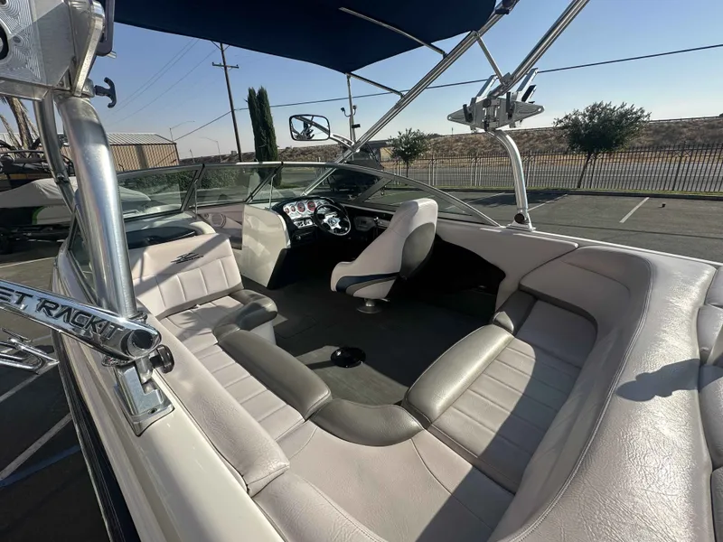 Slide: The Image of MasterCraft X2 2006 - 10