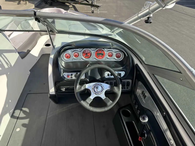 Slide: The Image of MasterCraft X2 2006 - 14