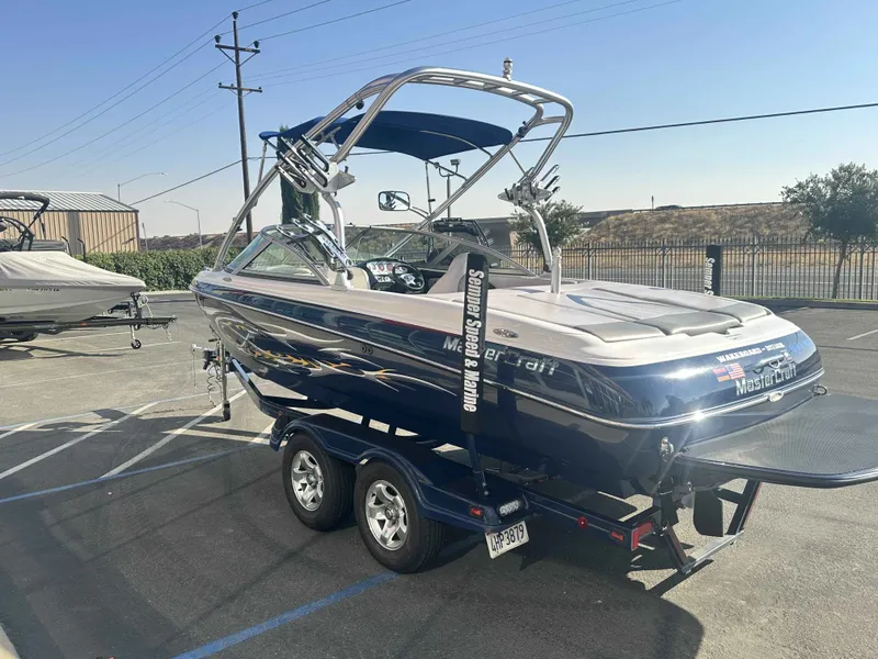 Slide: The Image of MasterCraft X2 2006 - 5