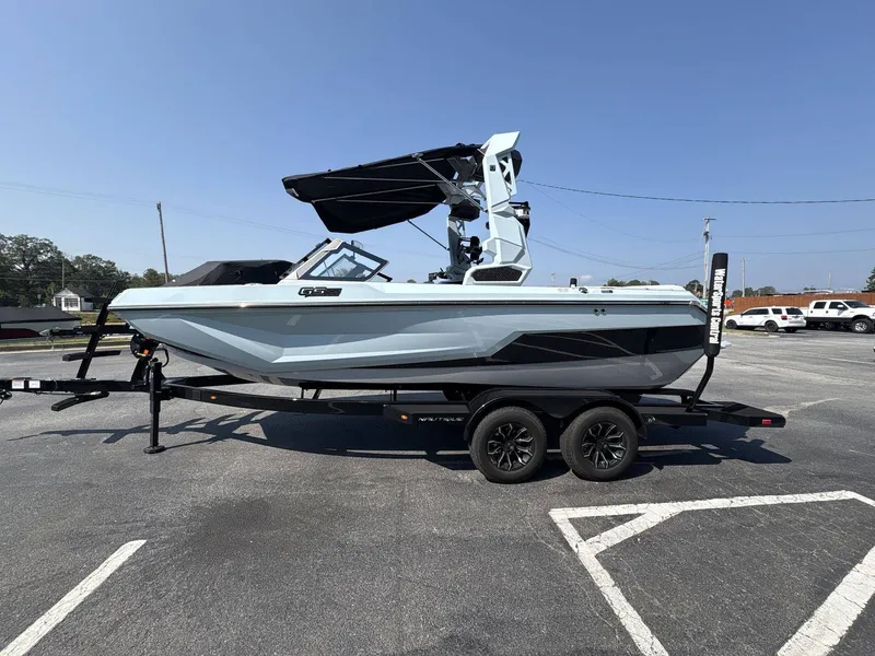 Slide: The Image of Nautique Super Air Nautique GS20 2026 - 10