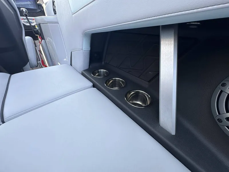 Slide: The Image of Nautique Super Air Nautique GS20 2026 - 21