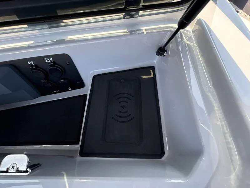 Slide: The Image of Nautique Super Air Nautique GS20 2026 - 24