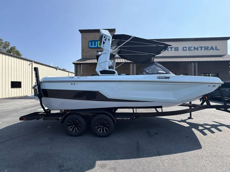 Slide: The Image of Nautique Super Air Nautique GS20 2026 - 28