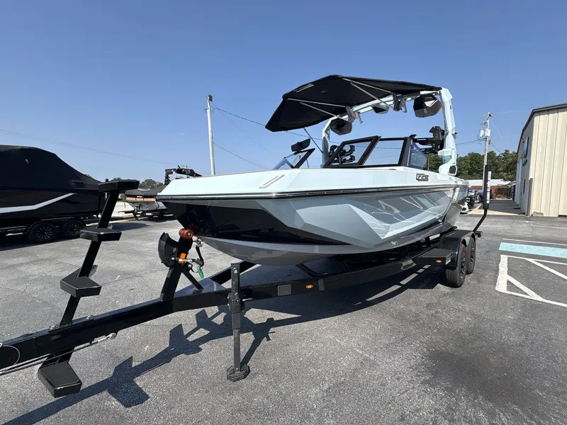 Slide: The Image of Nautique Super Air Nautique GS20 2026 - 6