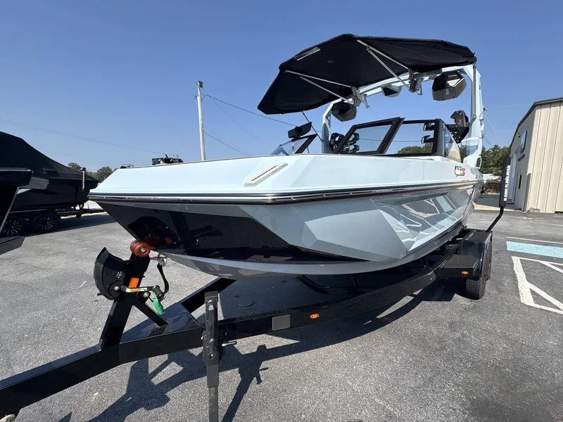 Slide: The Image of Nautique Super Air Nautique GS20 2026 - 9