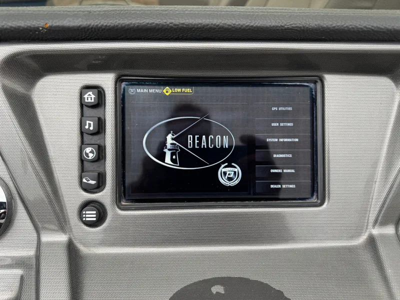 Slide: The Image of Premier 250 Intrigue Pontoon with 140HP Suzuki Fourstroke EFI 2013 - 35