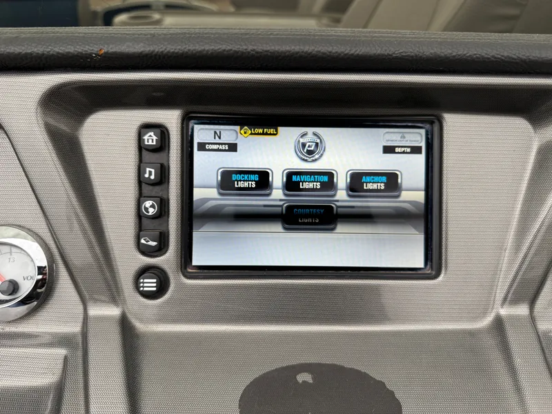 Slide: The Image of Premier 250 Intrigue Pontoon with 140HP Suzuki Fourstroke EFI 2013 - 36