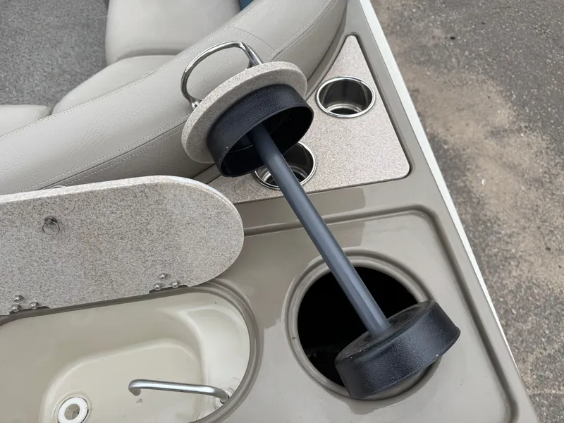 Slide: The Image of Premier 250 Intrigue Pontoon with 140HP Suzuki Fourstroke EFI 2013 - 60