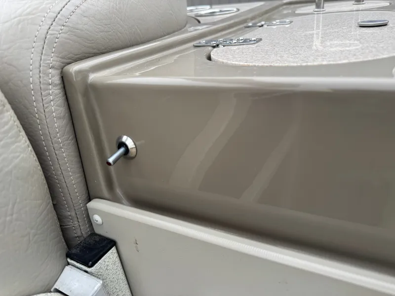 Slide: The Image of Premier 250 Intrigue Pontoon with 140HP Suzuki Fourstroke EFI 2013 - 61