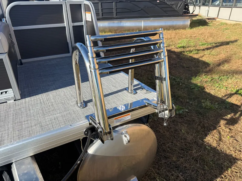 Slide: The Image of Princecraft Vectra 21 RL 2026 - 36