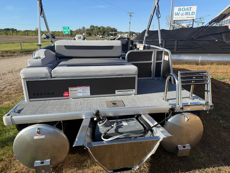 Slide: The Image of Princecraft Vectra 21 RL 2026 - 37