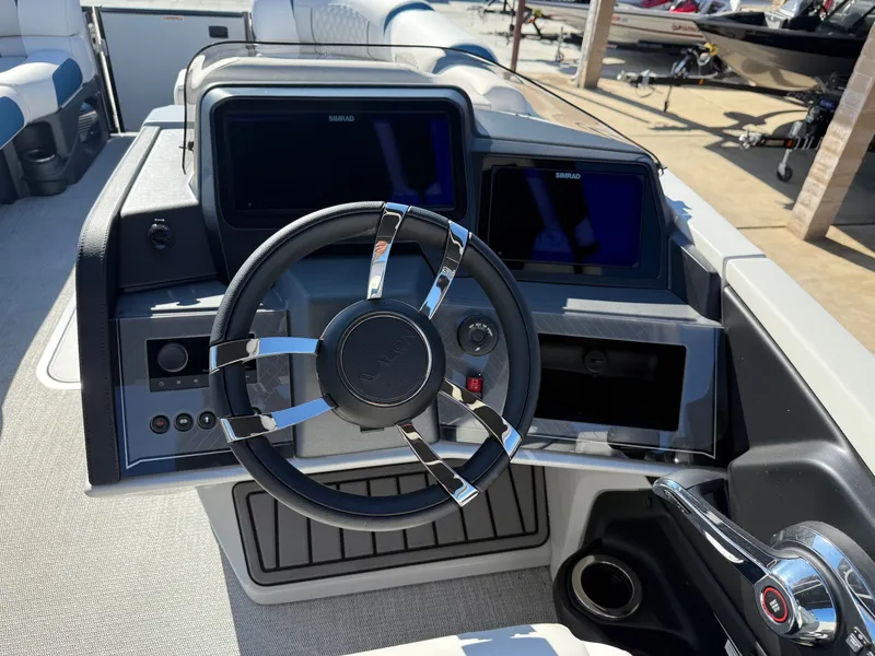 Slide: The Image of Avalon 25' Excalibur LTD Flex Lounge w/ 400HP Mercury! 2026 - 9