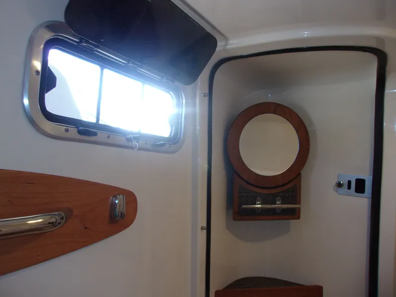 Slide: The Image of Grady-White Freedom 307 2024 - 27