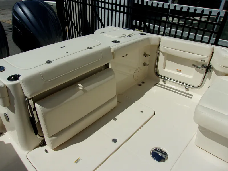 Slide: The Image of Grady-White Freedom 307 2024 - 31