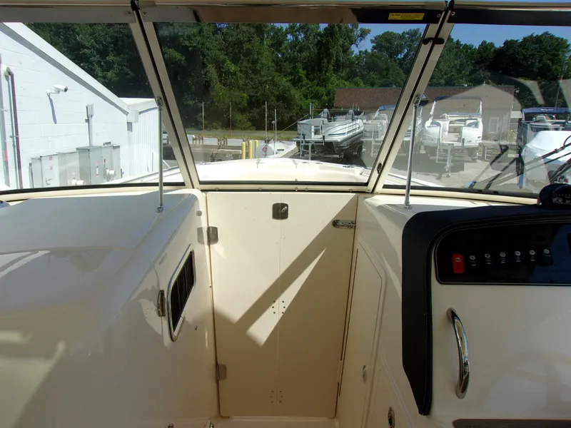 Slide: The Image of Grady-White Freedom 307 2024 - 32