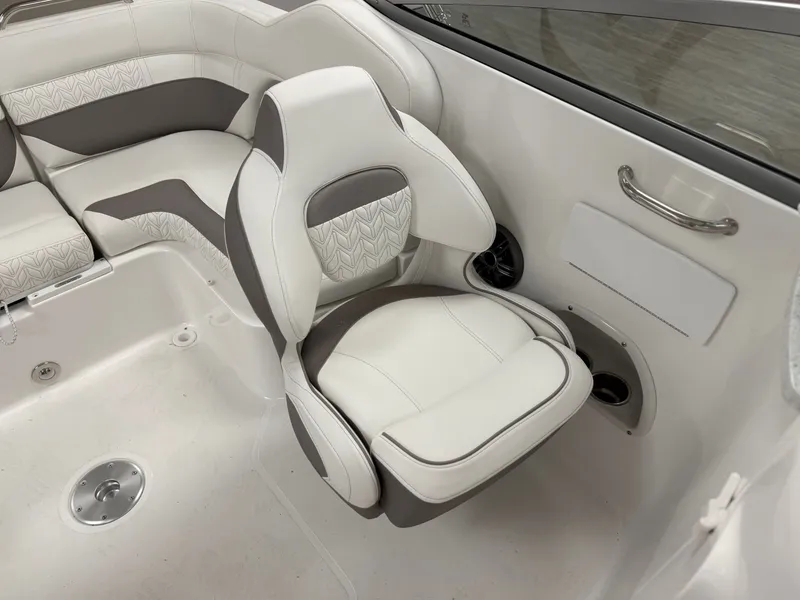 Slide: The Image of Hurricane SD2486-OB 2026 - 10