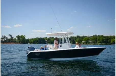 Slide: The Image of Sea Hunt Ultra 211 2018 - 19