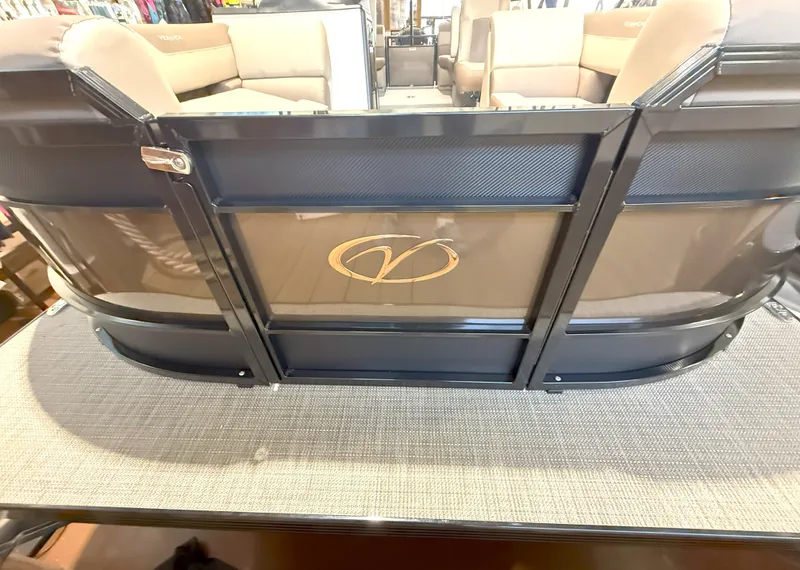 Slide: The Image of Veranda VR235RC XL 2026 - 22