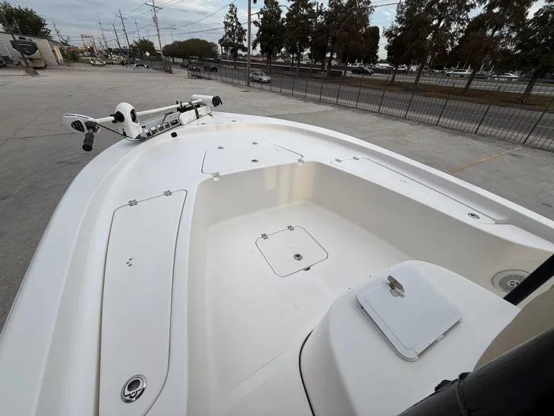 Slide: The Image of 2016 Tidewater 2200 Carolina Bay boat deck view. - 10