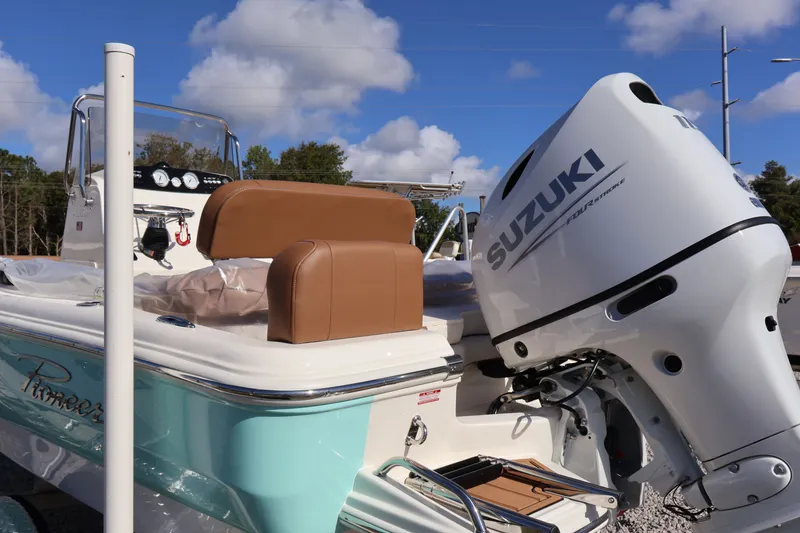 Slide: The Image of Pioneer 180 Islander 2026 - 2