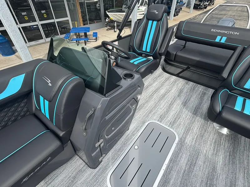 Slide: The Image of Bennington 22 SSB Sport 2026 - 24