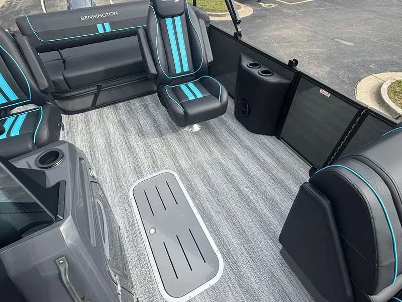 Slide: The Image of Bennington 22 SSB Sport 2026 - 25