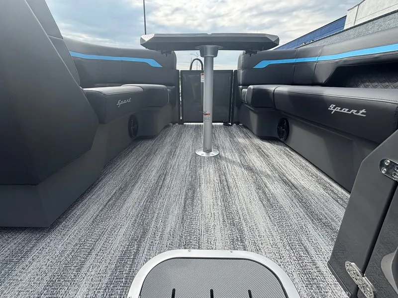 Slide: The Image of Bennington 22 SSB Sport 2026 - 26